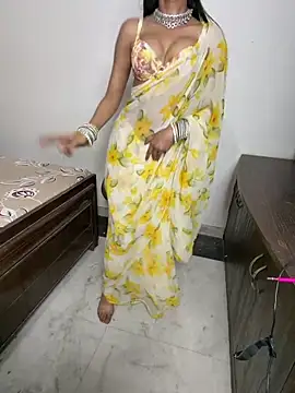 Snapshot of Ziyaa_1 chatting on 04.17.26 Ziyaa 1 online show from 04.17.26