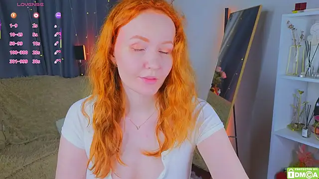 JoyceJones online show from 07.07.26