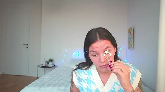 EwelynScott online show from 10.06.25