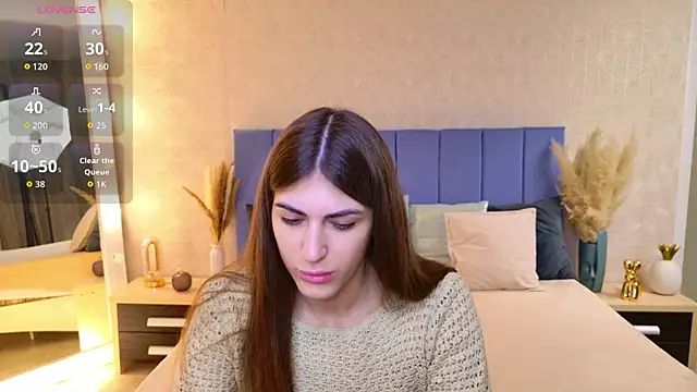 MaggieTurner online show from 11.10.25