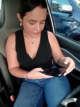 Lambedora 69 online show from 10.28.25