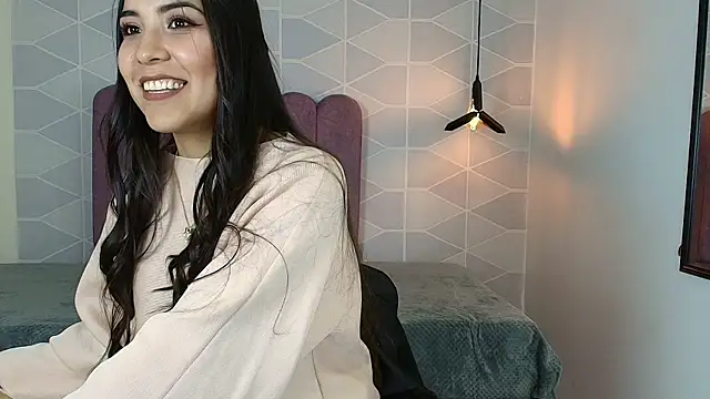 Aly Loving online show from 11.07.25