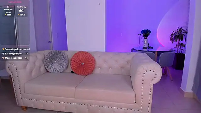 Snapshot of MeganScott chatting on 01.26.25 MeganScott online show from 01.26.25