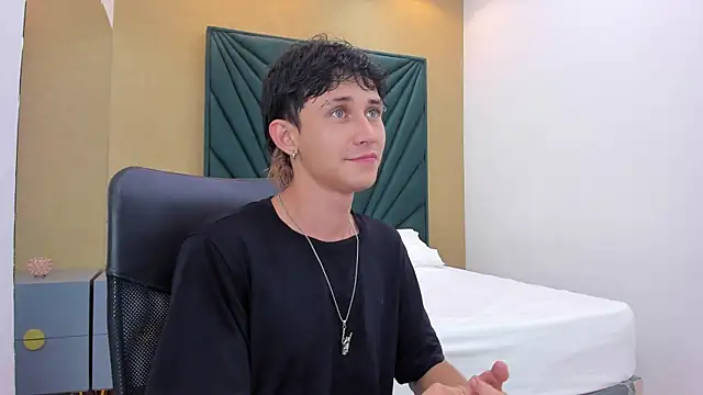 Michael blue online show from 12.19.25