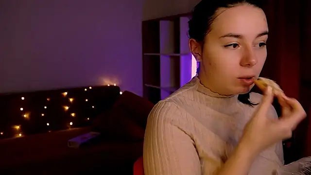 Snapshot of Di_na_Bell chatting on 01.10.26 Di na Bell online show from 01.10.26