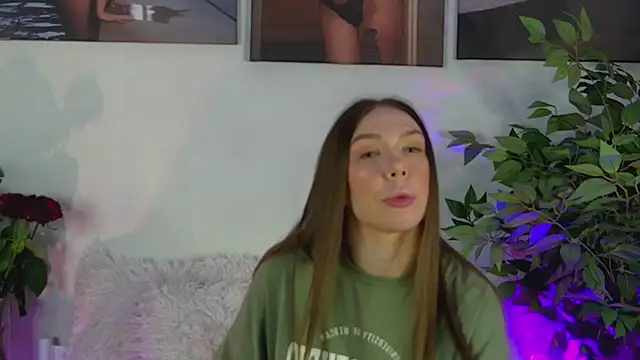 Snapshot of AlysonHuxley_ chatting on 02.21.26 AlysonHuxley online show from 02.21.26