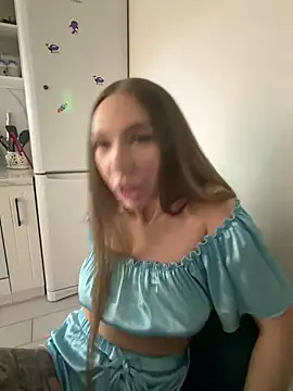 Snapshot of AlysonHuxley_ chatting on 02.28.26 AlysonHuxley online show from 02.28.26