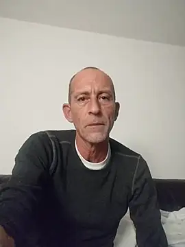 Snapshot of we_are_fucking_serious chatting on 11.05.25 we are fucking serious online show from 11.05.25