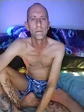 Snapshot of we_are_fucking_serious chatting on 11.10.25 we are fucking serious online show from 11.10.25