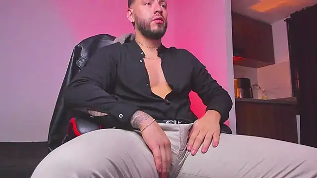 Snapshot of DIMITRI_MASTEER chatting on 02.24.26 DIMITRI MASTEER online show from 02.24.26