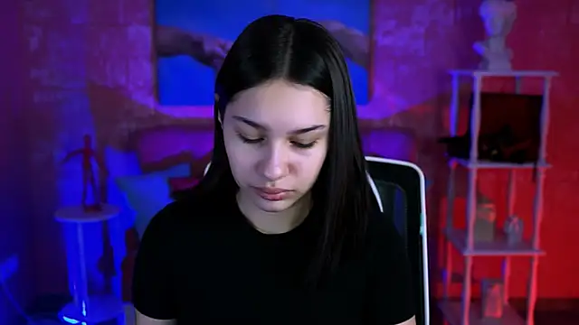 KimClarks  online show from 10.09.25