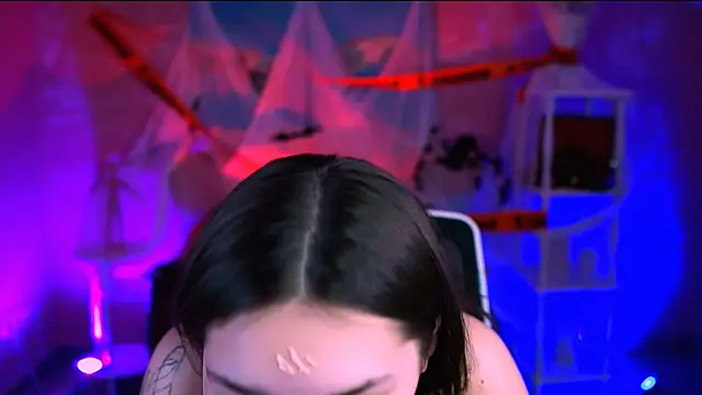 Snapshot of KimClarks_ chatting on 10.30.25 KimClarks online show from 10.30.25