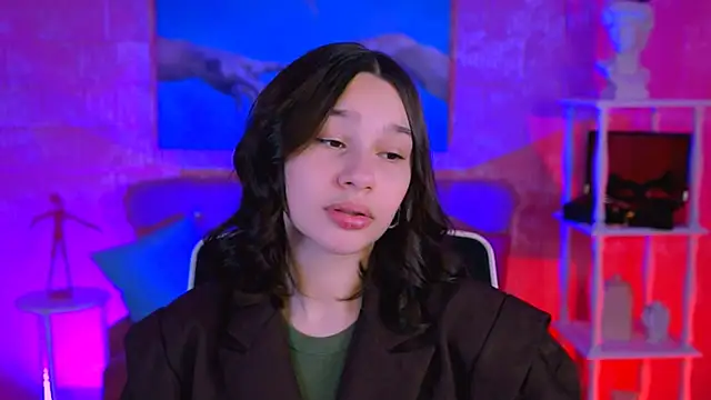 Snapshot of KimClarks_ chatting on 11.14.25 KimClarks online show from 11.14.25