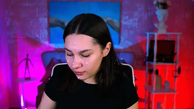 Snapshot of KimClarks_ chatting on 11.26.25 KimClarks online show from 11.26.25