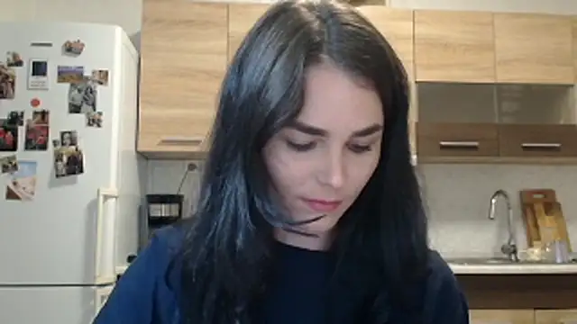 Silviaa a online show from 10.04.25