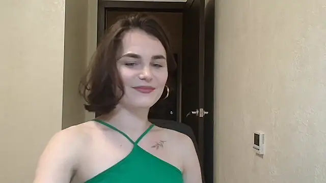 Snapshot of Silviaa_a chatting on 04.09.26 Silviaa a online show from 04.09.26