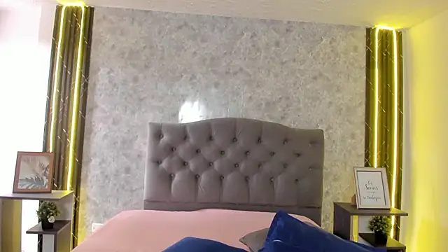 Snapshot of GiannaSlimJB chatting on 02.13.26 GiannaSlimJB online show from 02.13.26