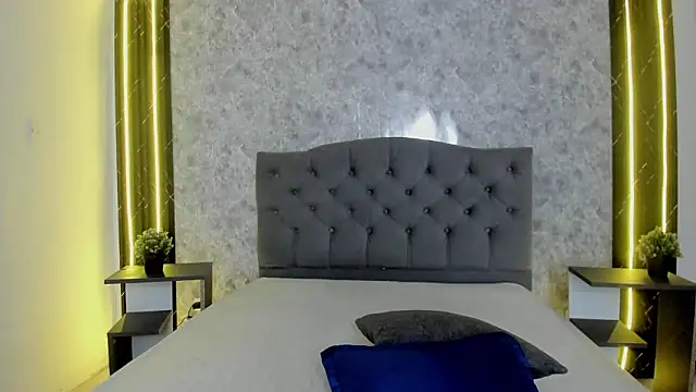 Snapshot of GiannaSlimJB chatting on 02.25.26 GiannaSlimJB online show from 02.25.26