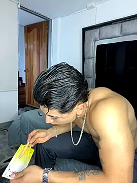 MR MUSCLE online show from 10.14.25