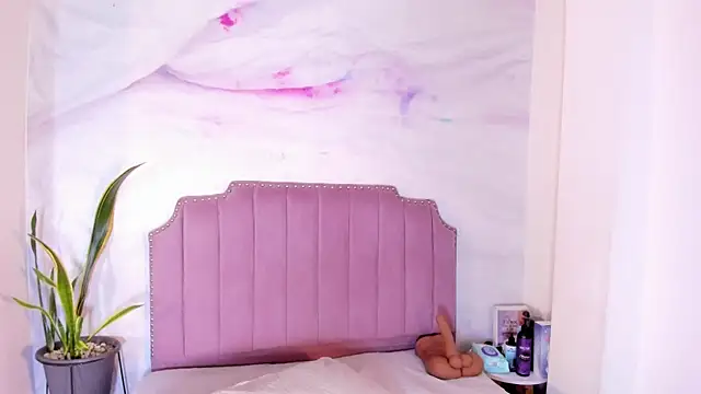 Snapshot of bianca_angel_ chatting on 10.09.25 bianca angel online show from 10.09.25