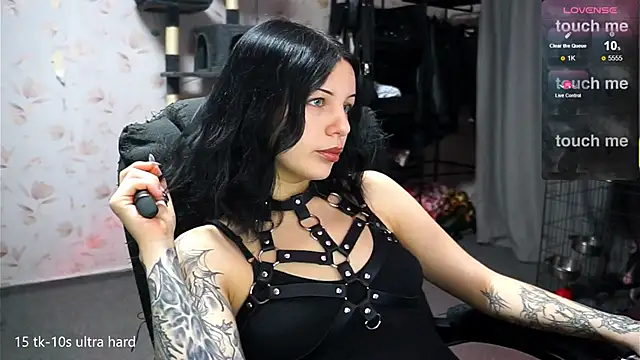 Snapshot of lera_smith chatting on 04.05.26 lera smith online show from 04.05.26