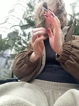 Snapshot of KellyKeler chatting on 01.10.26 KellyKeler online show from 01.10.26