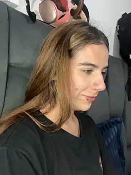 AllieYourGirl online show from 11.12.25