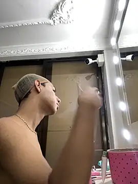 SwettRenata  online show from 10.13.25