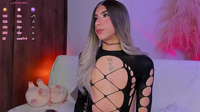 Samantha Magic online show from 09.16.25