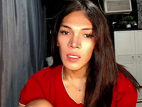 ladyhotcuming online show from 06.06.26