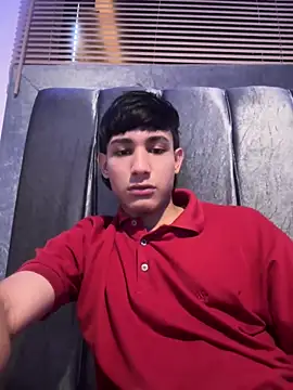 Snapshot of cody_fox10 chatting on 11.10.25 cody fox10 online show from 11.10.25