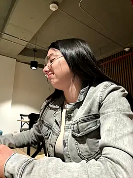 Michelle Zoe online show from 11.26.25