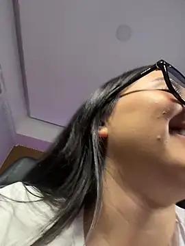 Michelle Zoe online show from 05.14.26