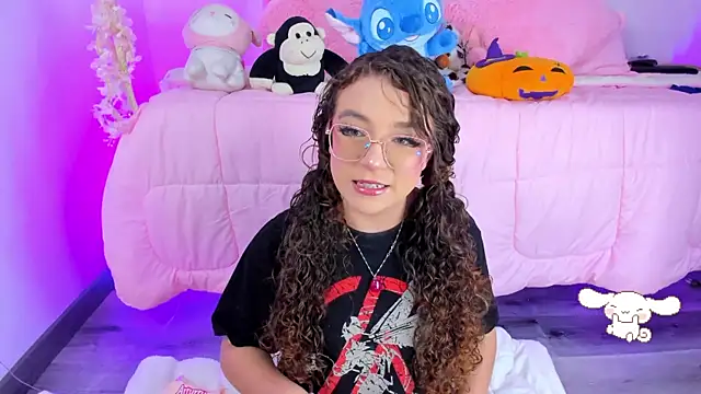 Snapshot of hannacutegod chatting on 01.11.26 hannacutegod online show from 01.11.26