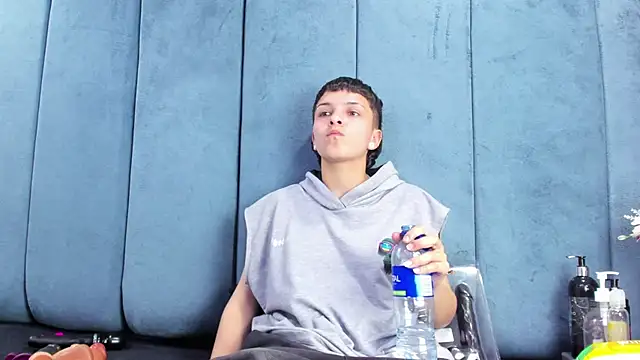 Snapshot of Megan_Thompson_ chatting on 02.15.26 Megan Thompson online show from 02.15.26