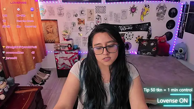 Snapshot of Cherry_blush_ chatting on 05.16.26 Cherry blush online show from 05.16.26