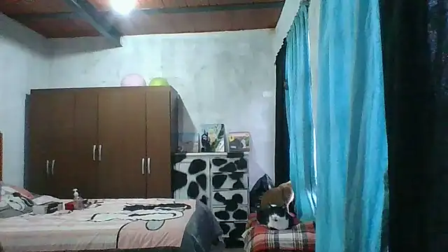 scarlett widow  online show from 10.13.25