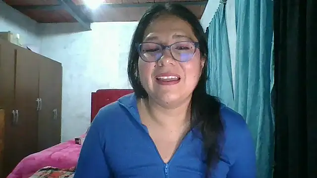 scarlett widow  online show from 11.19.25