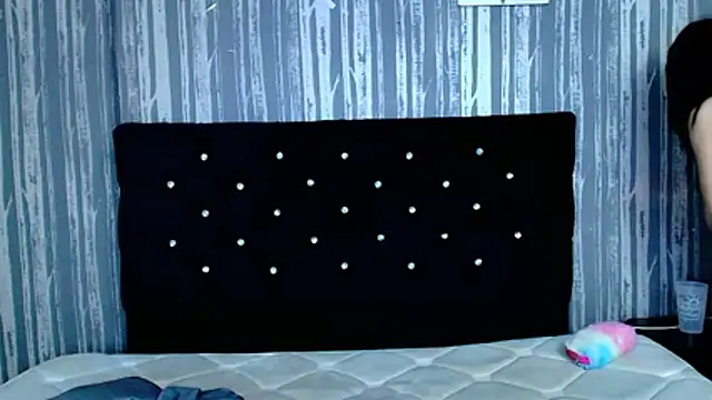 Alicee Moonn online show from 02.05.26