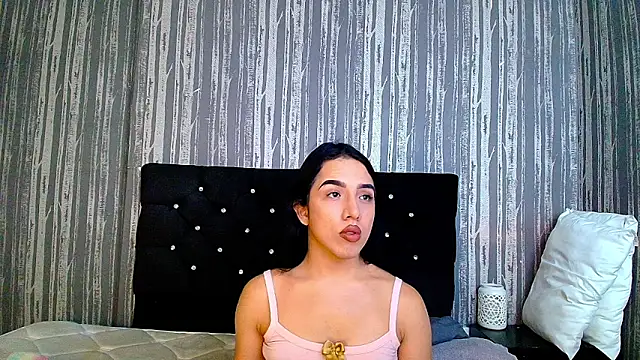 Alicee Moonn online show from 03.17.26