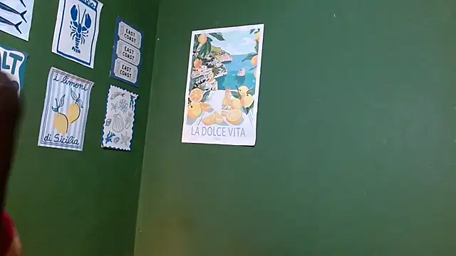 Roxiehood online show from 02.07.26