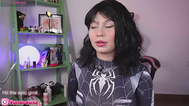 YunoRose  online show from 10.28.25