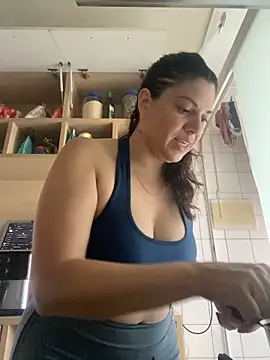 Snapshot of Melissa_Noir chatting on 12.19.25 Melissa Noir online show from 12.19.25