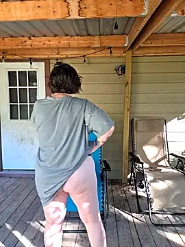 valeriejane online show from 11.04.25