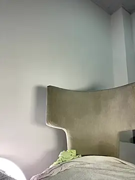 Bustykeyla online show from 02.14.25