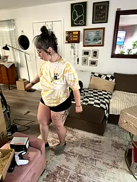 Alix Valentine online show from 11.29.25