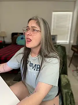 Alix Valentine online show from 02.12.26