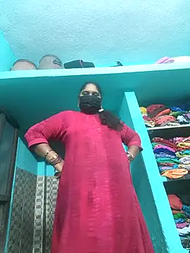 Snapshot of Villageanuty chatting on 02.01.26 Villageanuty online show from 02.01.26