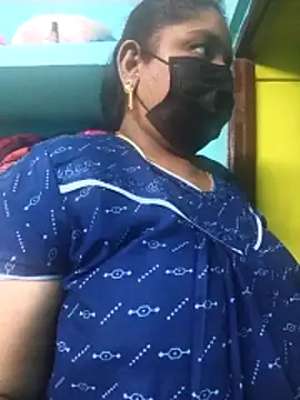 Snapshot of Villageanuty chatting on 02.06.26 Villageanuty online show from 02.06.26