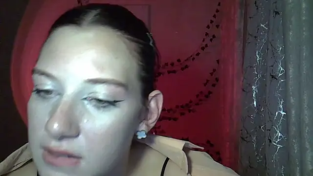 Snapshot of Lily_Ember chatting on 10.17.25 Lily Ember online show from 10.17.25